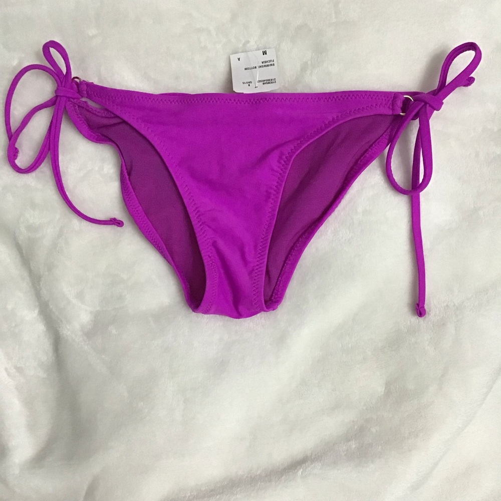 Forever 21 Bikini Bottoms size medium